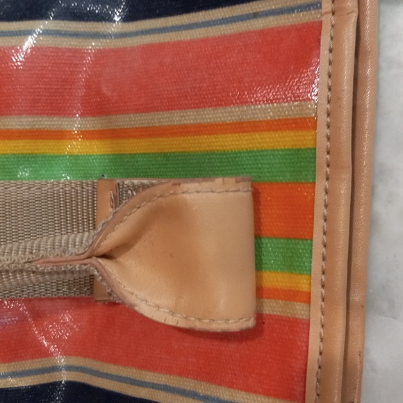 Satchel - Picture 15 of 16